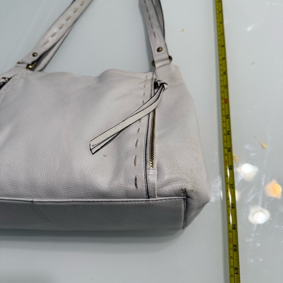 Lodis White Leather Shoulder Bag – Medium Tote - Picture 7 of 11